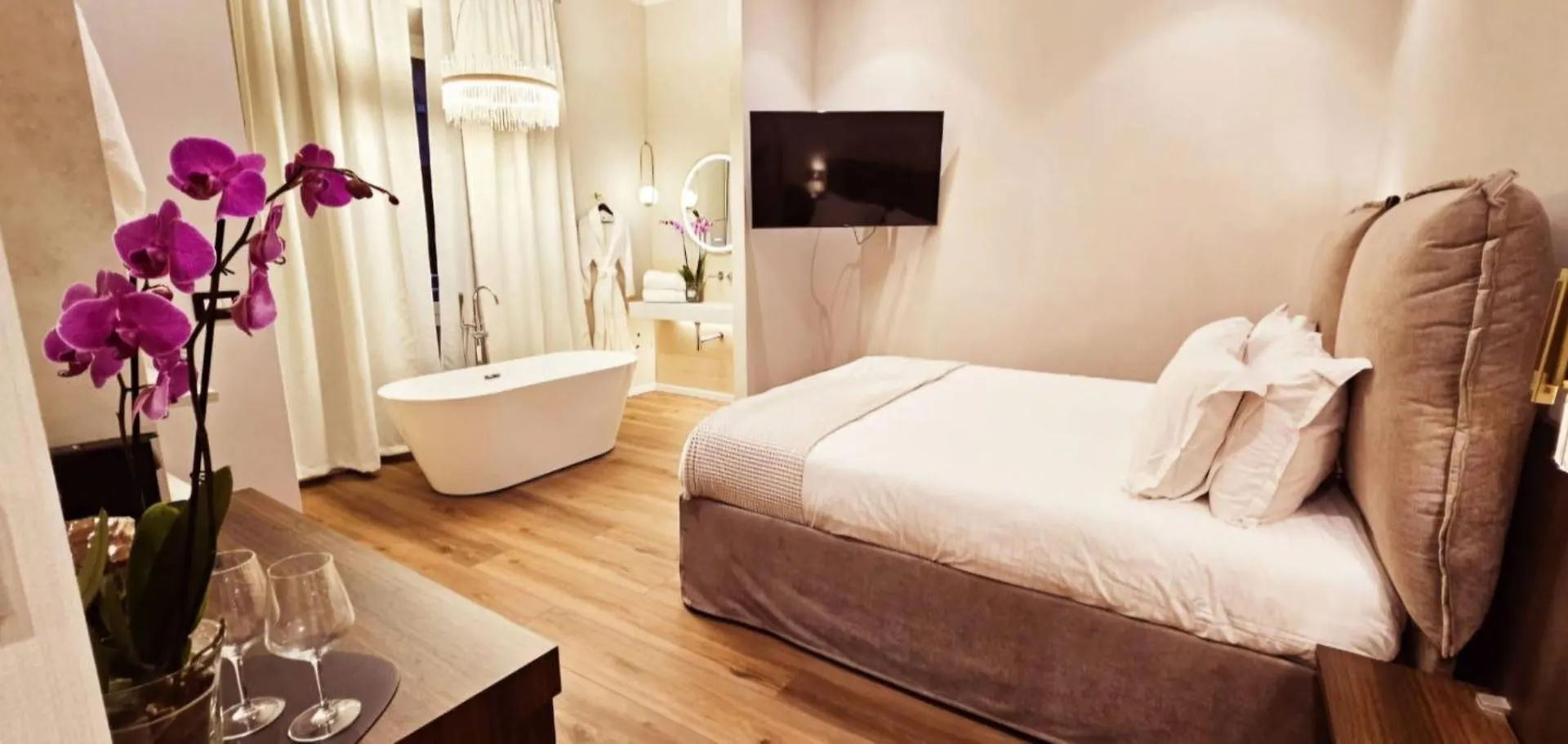 Stoa Rome Boutique Suites