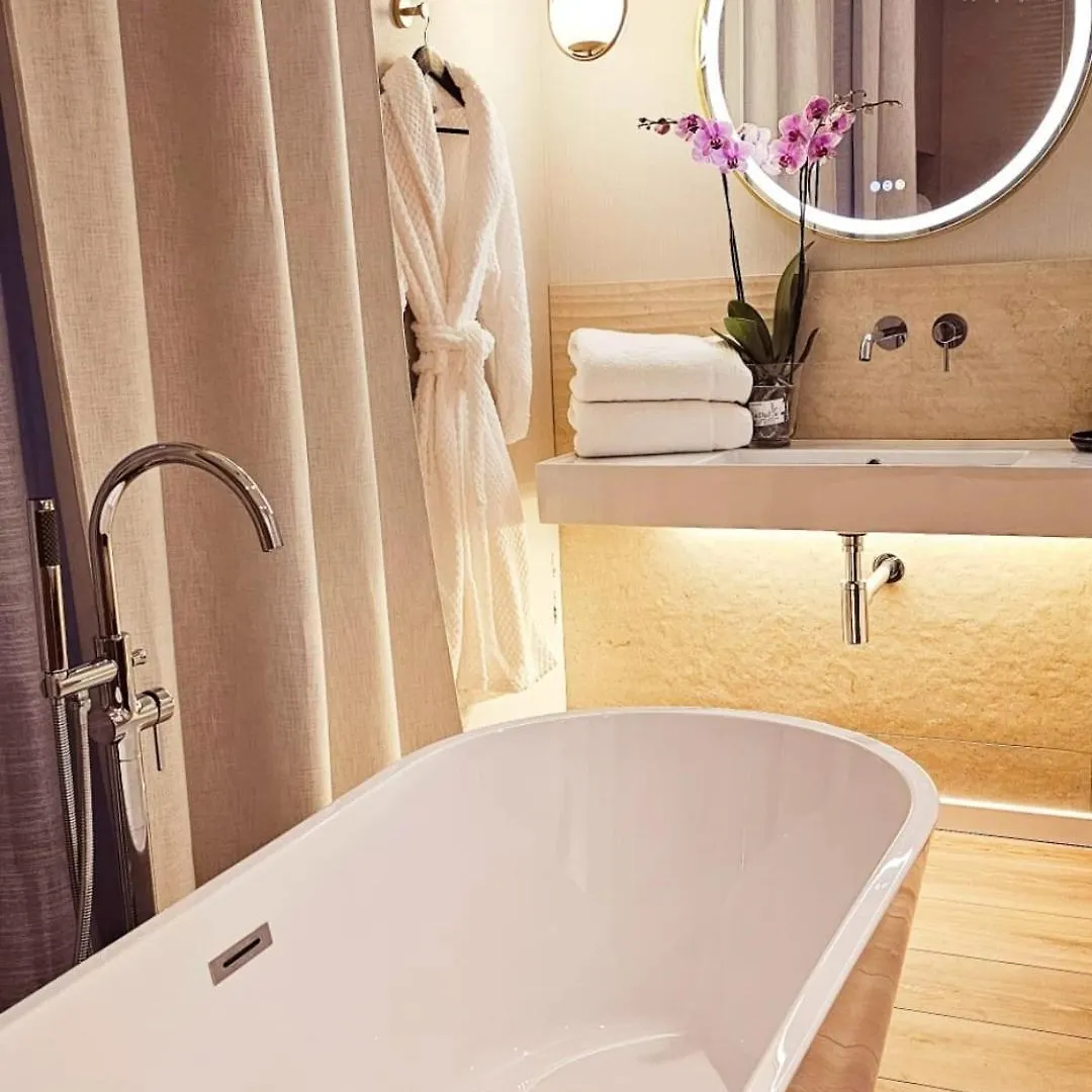 Stoa Rome Boutique Suites 0*,