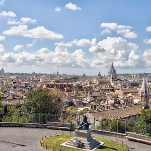 2* Hotel Ercoli House